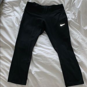 Nike cropped leggings